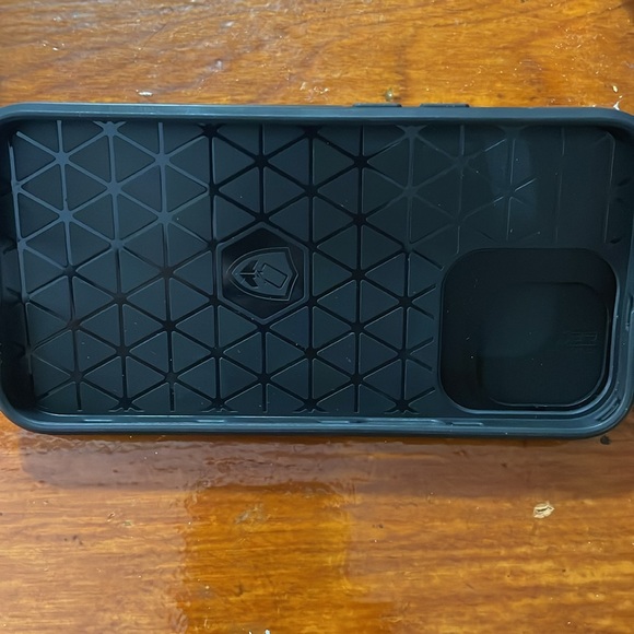 iPhone 13 rotatable case - Picture 4 of 7